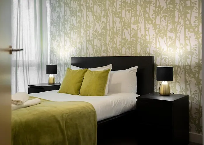 Stylish One Bed Apartment Central Mk- The Hub